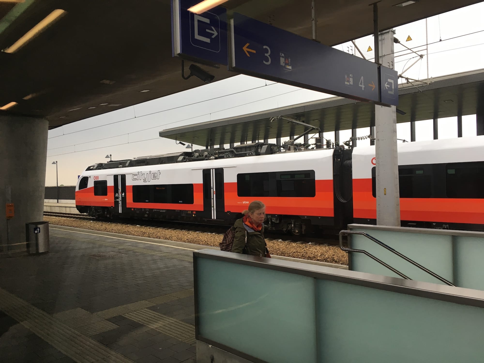 Travelling by train to Vienna - different options Travelling by train to Vienna - different options