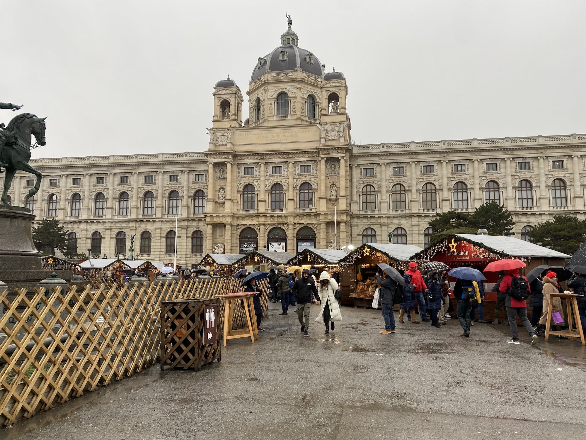 Stephansplatz Christmas market in Vienna