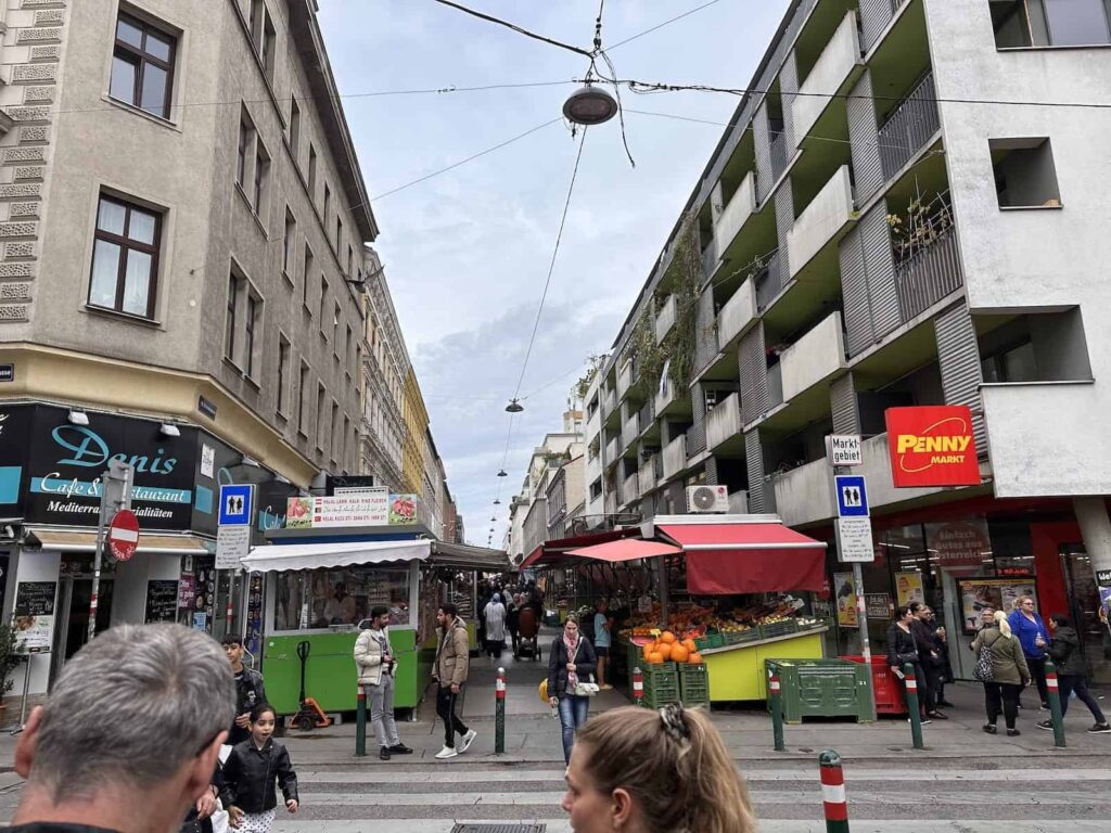Markets in Vienna - Brunnenmarkt